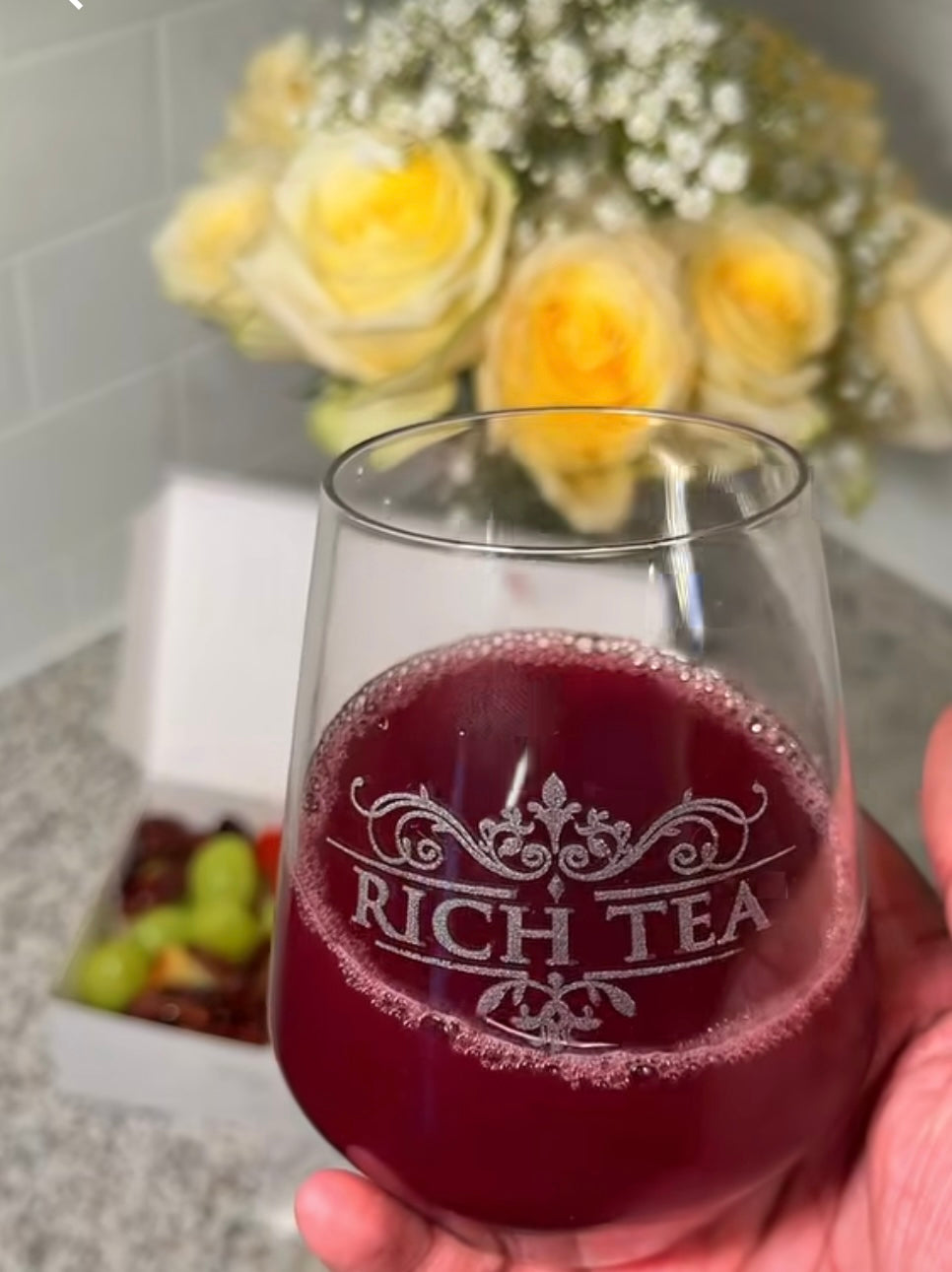Contemporary Custom Glass – Rich Tea
